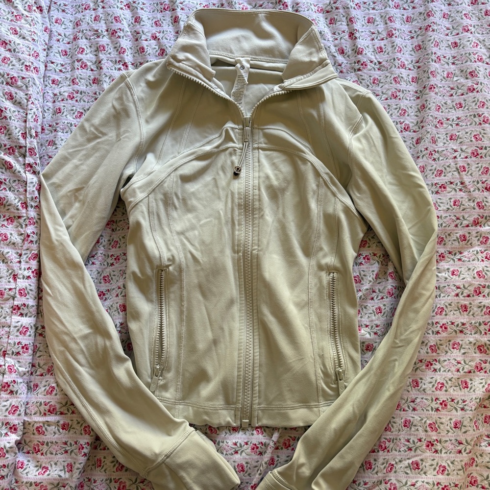 💵Sold on Depop • Lululemon Define align jacket